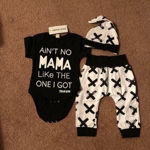 Newborn onesie, pants and hat 0 mo - 3 mo NWT